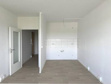 Wohnung zur Miete 230 € 1 Zimmer 31,3 m² 9. Geschoss Warschauer Straße 10 Berliner Platz Erfurt 99089