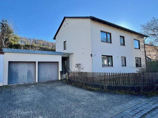 Mehrfamilienhaus zum Kauf 420.000 € 6 Zimmer 174 m² 760 m² Grundstück Trostberg 83308