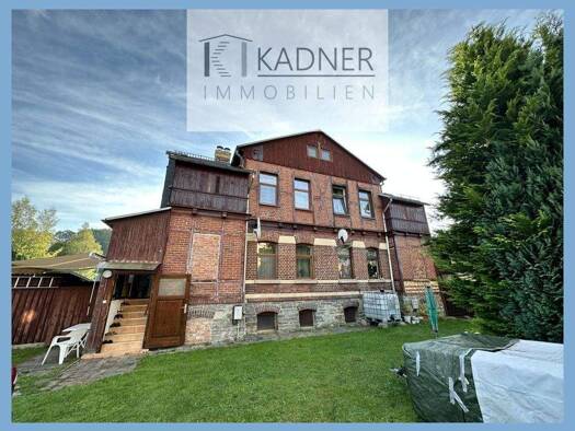 Mehrfamilienhaus zum Kauf 68.000 € 8 Zimmer 107,2 m² 541 m² Grundstück Emil-Claviez-Siedlung 10-12 Adorf 08626