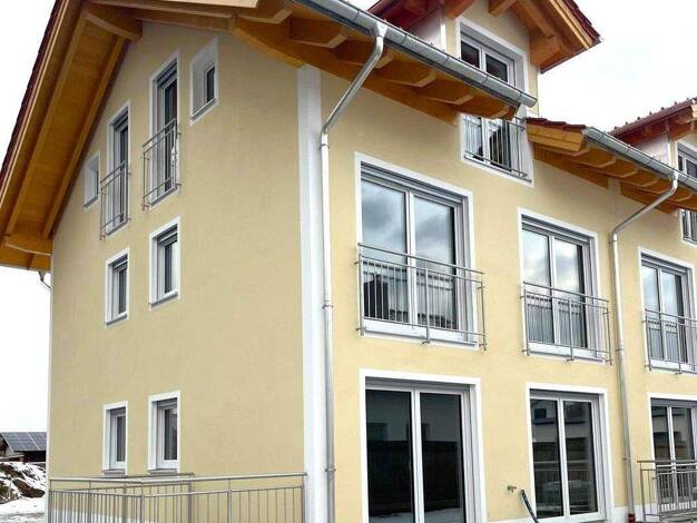 Doppelhaushälfte zur Miete - Erstbezug 2.750 € 7 Zimmer 174 m² 100 m² Grundstück Schloßstraße 43 Egmating 85658