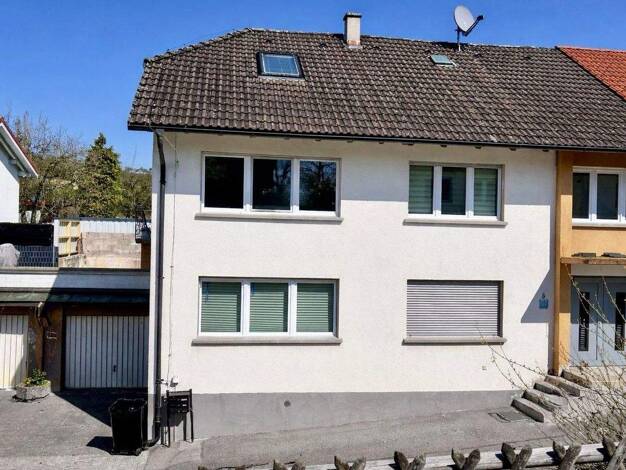 Mehrfamilienhaus zum Kauf provisionsfrei 470.000 € 8 Zimmer 166 m² 367 m² Grundstück Dettighofen 79802