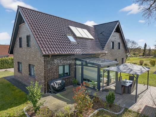 Einfamilienhaus zum Kauf 665.000 € 7 Zimmer 263,8 m² 1.265 m² Grundstück Flachsmeer Westoverledingen / Flachsmeer 26810