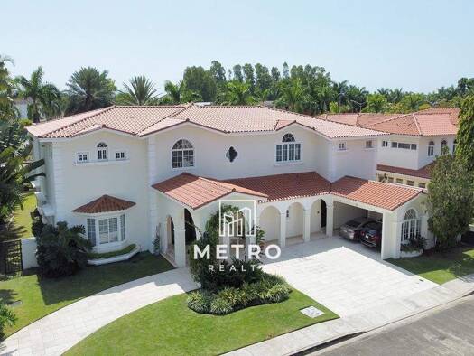 Herrenhaus zum Kauf 2.451.563 € 940 m² 1.421 m² Grundstück Costa del Este Panama City