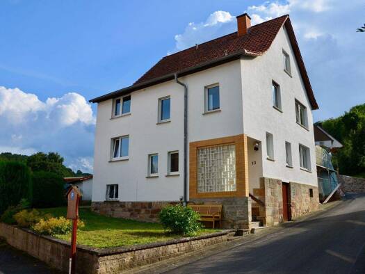 Doppelhaushälfte zur Miete 700 € 4 Zimmer 120 m² 199 m² Grundstück frei ab sofort Bergheim Spangenberg 34286