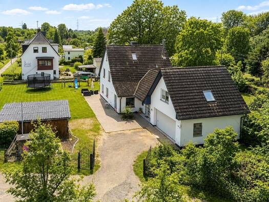 Einfamilienhaus zum Kauf 649.000 € 7 Zimmer 208 m² 1.347 m² Grundstück Neuland Harburg 21079