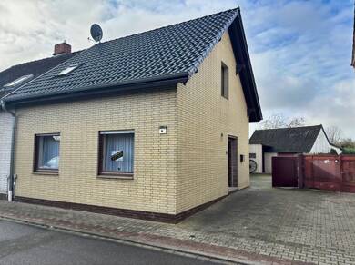 Doppelhaushälfte zum Kauf 124.500 € 6 Zimmer 118 m² 650 m² Grundstück Wustrow Wustrow 29462