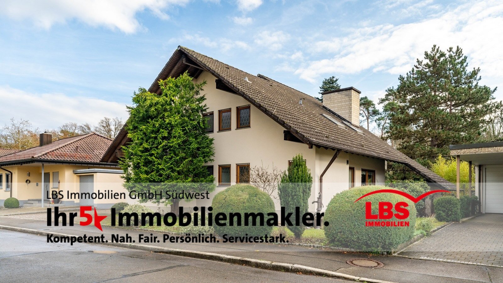 Mehrfamilienhaus zum Kauf 681.000 € 7,5 Zimmer 205,7 m²<br/>Wohnfläche 611 m²<br/>Grundstück ab sofort<br/>Verfügbarkeit Bruderhofschule 36 Singen 78224