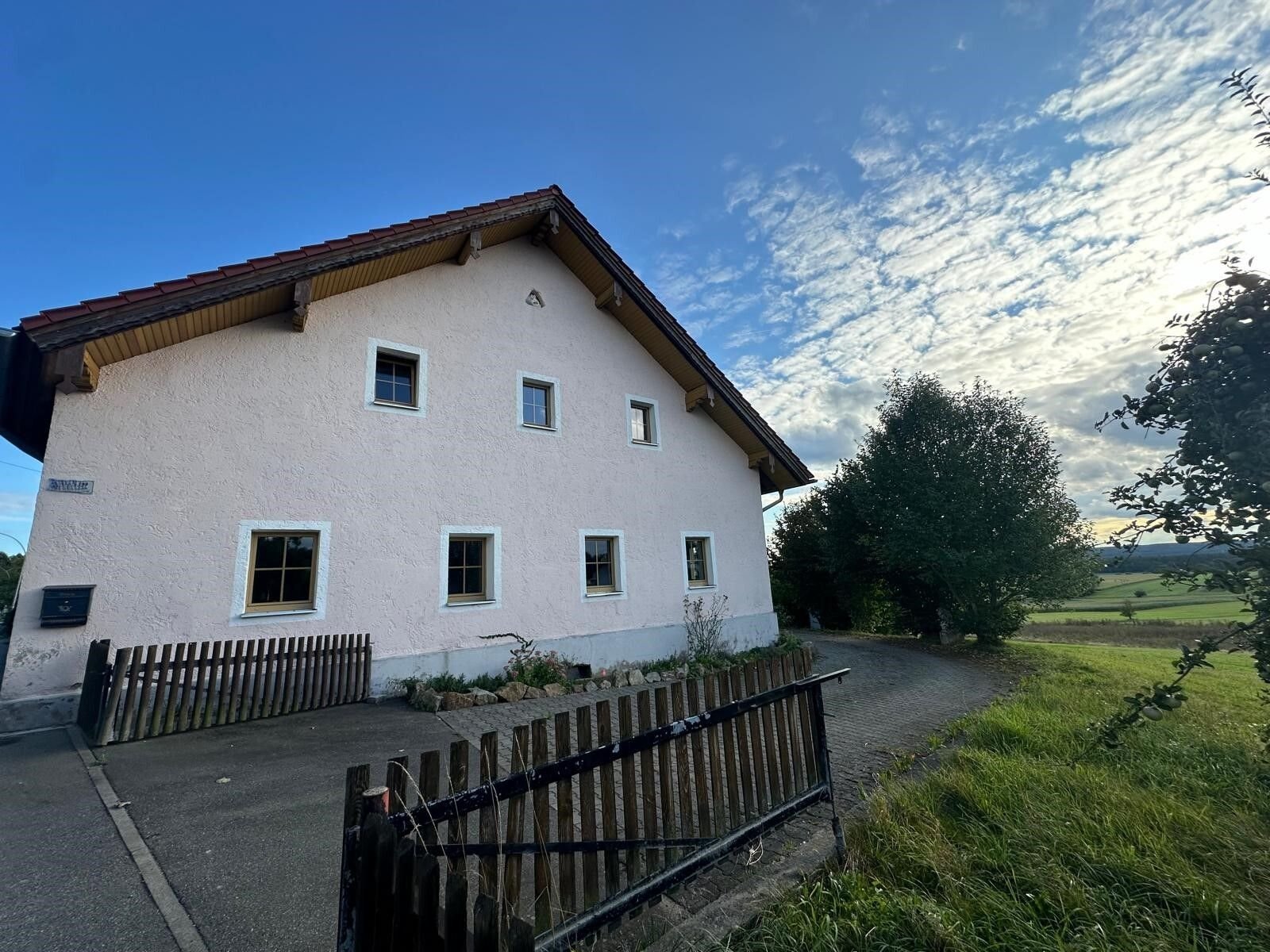 Haus zum Kauf 183.000 € 2 Zimmer 70 m²<br/>Wohnfläche 2.760 m²<br/>Grundstück Fronau Roding 93426