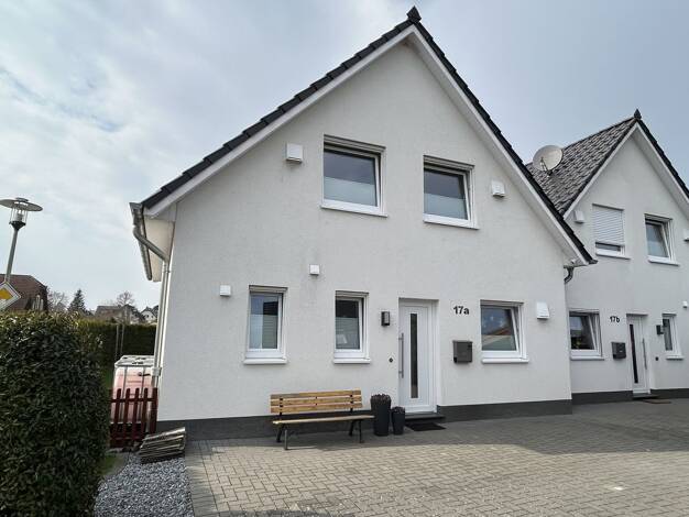 Mehrfamilienhaus zum Kauf 750.000 € 8 Zimmer 208 m² 676 m² Grundstück Riemsloh Melle 49328