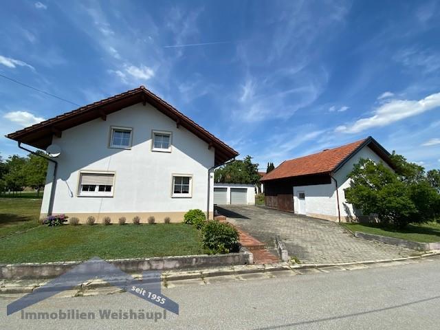 Einfamilienhaus zum Kauf provisionsfrei 268.000 € 5 Zimmer 90 m²<br/>Wohnfläche 825 m²<br/>Grundstück Forsthart Künzing 94550