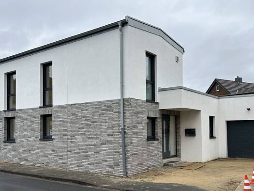 Einfamilienhaus zur Miete 1.950 € 3 Zimmer 118 m² 215 m² Grundstück frei ab 01.02.2026 Waldstraße 2 Rosellen Neuss 41470