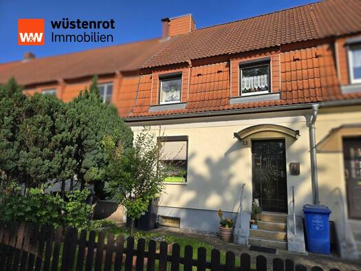 Reihenmittelhaus zum Kauf 127.000 € 4 Zimmer 80 m² 258 m² Grundstück Leuna 06237