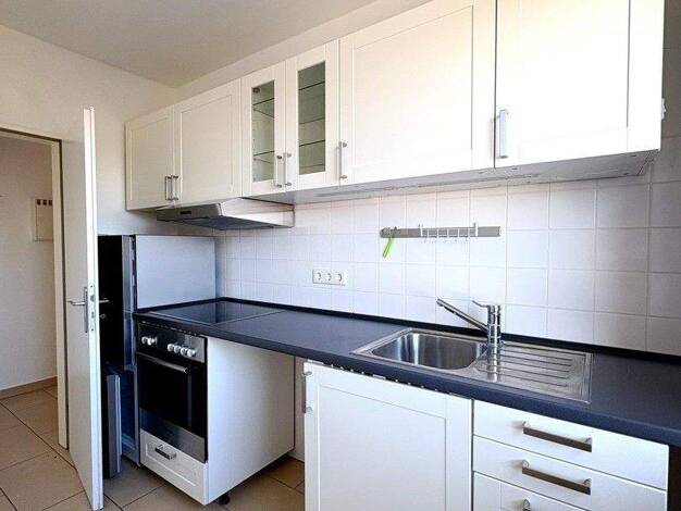 Wohnung zur Miete 680 € 2 Zimmer 48 m² 3. Geschoss Fechenheim Frankfurt 60386