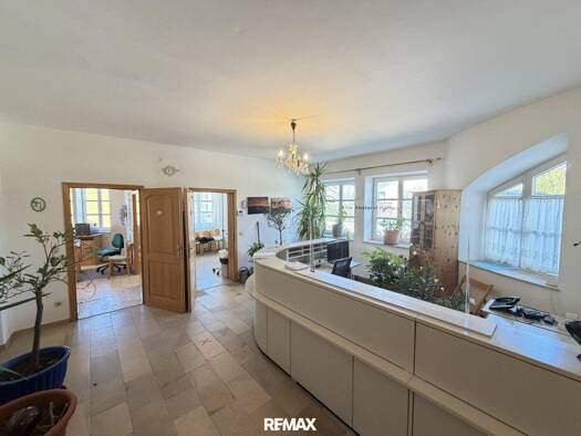 Praxis zur Miete 1.200 € 4 Zimmer Hollabrunn 2020