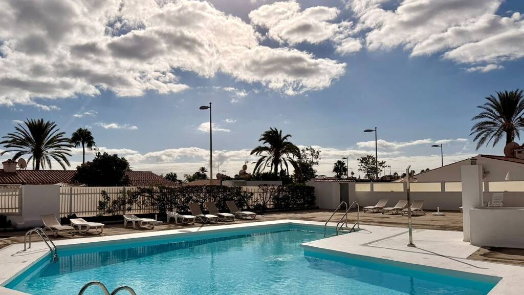 Haus zum Kauf 580.000 € 60 m² 170 m² Grundstück Calle de Inglaterra 26 Las Palmas, 35100