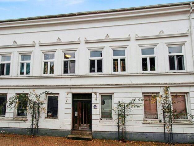 Mehrfamilienhaus zum Kauf 469.000 € 14 Zimmer 312,2 m² 349,2 m² Grundstück Neustadt Flensburg 24939