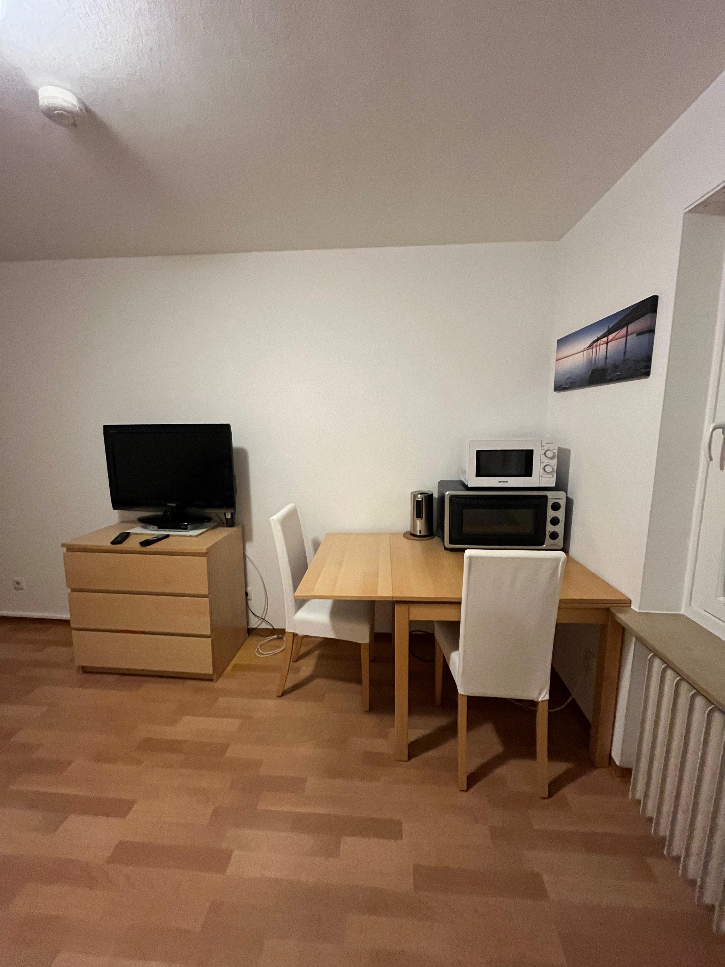 Wohnung zur Miete 370 € 1 Zimmer 15 m²<br/>Wohnfläche 3.<br/>Geschoss ab sofort<br/>Verfügbarkeit Landauergasse 4 Altstadt / St. Sebald Nürnberg 90403