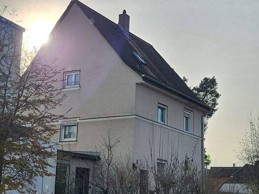 Einfamilienhaus zum Kauf 449.000 € 5 Zimmer 100 m² 751 m² Grundstück frei ab 01.04.2026 Wendelstein 90530