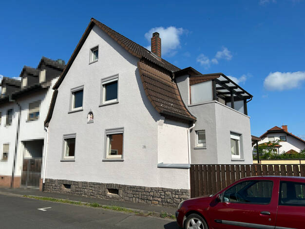 Einfamilienhaus zum Kauf 349.000 € 7 Zimmer 134 m² 359 m² Grundstück Aschaffenburg / Obernau 63743