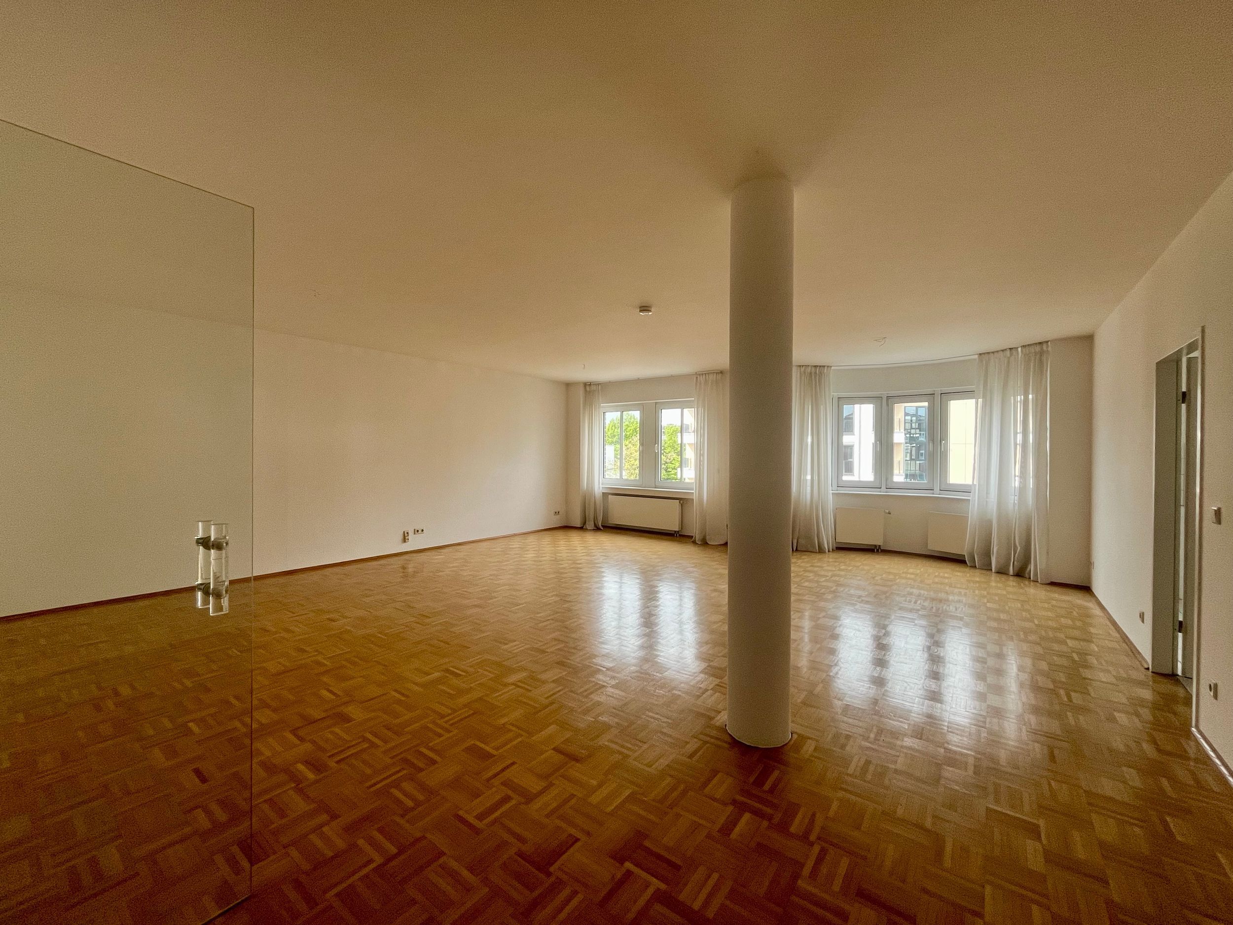 Wohnung zur Miete 900 € 3 Zimmer 154 m²<br/>Wohnfläche 2.<br/>Geschoss ab sofort<br/>Verfügbarkeit Schwartzstraße Bocholt 46397