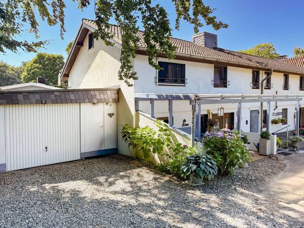 Doppelhaushälfte zum Kauf 230.000 € 4 Zimmer 85 m² 600 m² Grundstück Goosefeld Goosefeld 24340