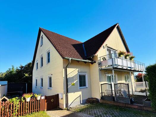 Doppelhaushälfte zum Kauf 409.000 € 6 Zimmer 132 m² 248 m² Grundstück frei ab sofort Aschach Freudenberg 92272