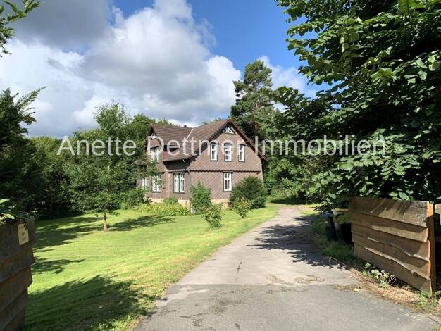 Einfamilienhaus zur Miete 1.000 € 9 Zimmer 219 m² 2.311 m² Grundstück frei ab 01.09.2026 Hohenbüchen Delligsen 31073
