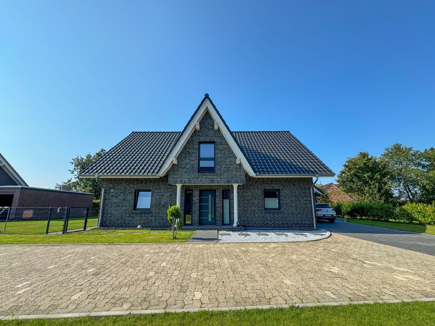 Einfamilienhaus zum Kauf 487.000 € 5 Zimmer 187 m²<br/>Wohnfläche 872 m²<br/>Grundstück Großheide Großheide 26532