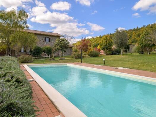 Haus zum Kauf 780.000 € 485 m² 87.000 m² Grundstück Cortona 52044