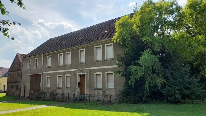 Haus zum Kauf 159.000 € 10 Zimmer 250 m²<br/>Wohnfläche 4.281 m²<br/>Grundstück Feldheim Treuenbrietzen 14929