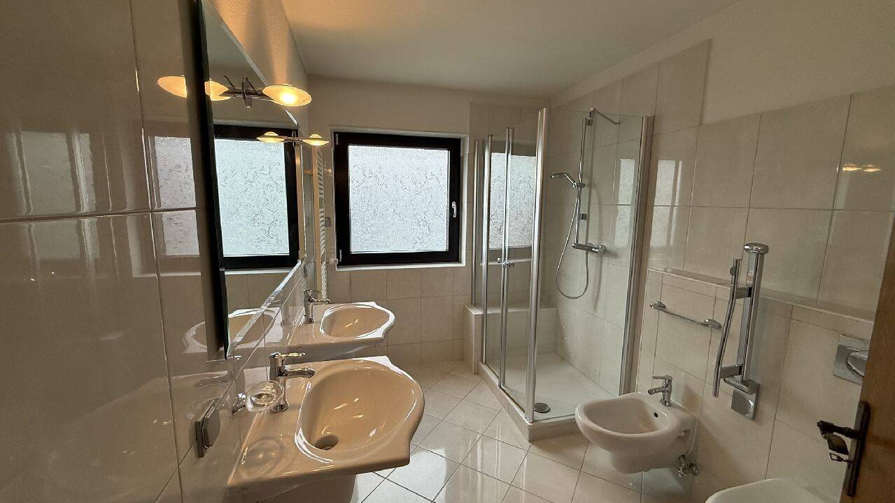 Reihenmittelhaus zur Miete - Ansicht 3