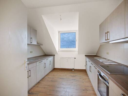 Wohnung zur Miete 565 € 3 Zimmer 70,4 m² Geschoss 3/3 frei ab sofort Oschatz Oschatz 04758