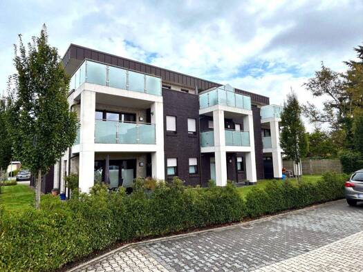 Mehrfamilienhaus zum Kauf 26 Zimmer 705 m² 1.217 m² Grundstück Westerstede Westerstede 26655