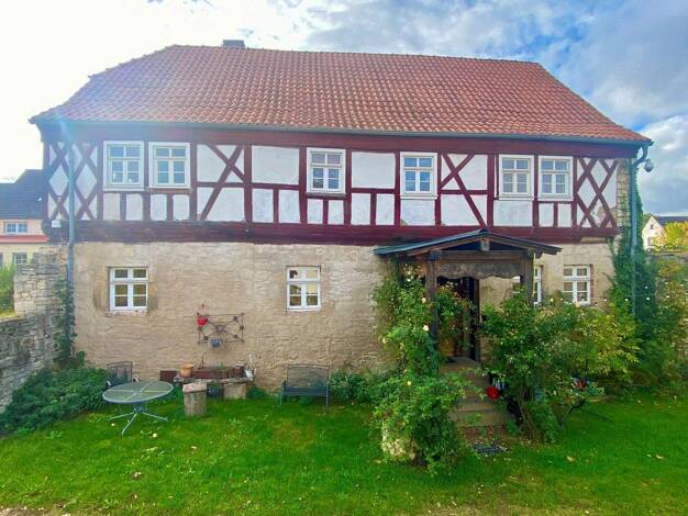 Einfamilienhaus zum Kauf 99.500 € 7 Zimmer 155 m² 1.230 m² Grundstück Hakeborn Börde-Hakel 39448