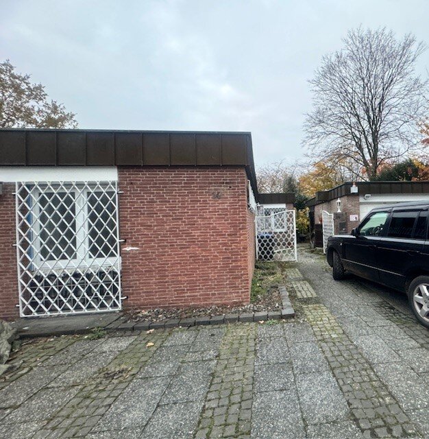 Bungalow zum Kauf provisionsfrei 890.000 € 7 Zimmer 197 m²<br/>Wohnfläche 867 m²<br/>Grundstück Kaarst Kaarst 41564