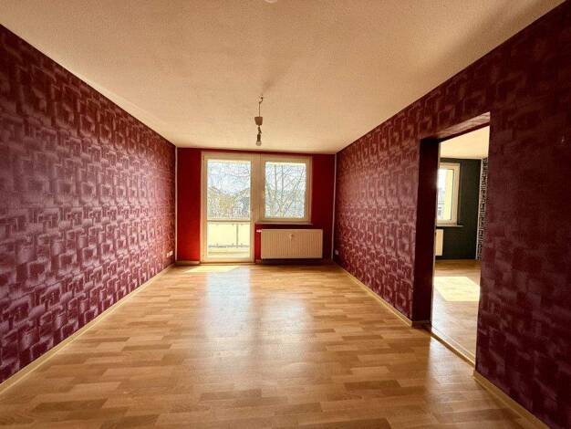 Wohnung zur Miete 242 € 2 Zimmer 46,5 m² 3. Geschoss Max-Planck-Straße 92 Haselbrunn Plauen 08525