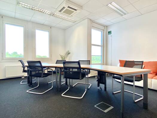 Bürofläche zur Miete 1.900 € 3 Zimmer 122 m² Bürofläche Karlsruhe 76131