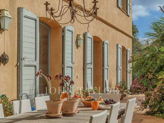 Einfamilienhaus zum Kauf provisionsfrei 1.690.000 € 8 Zimmer 308 m² 3.900 m² Grundstück Nord Cabris 06530