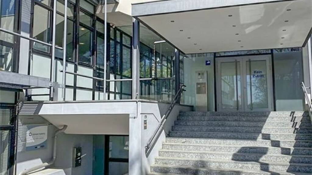 Bürofläche zur Miete 13,50 € 926 m² Bürofläche teilbar ab 926 m² Germering 82110