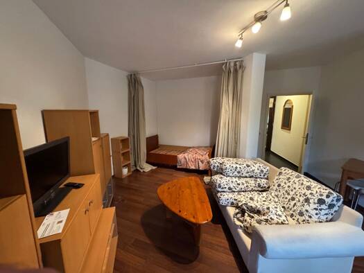 Wohnung zur Miete 650 € 1 Zimmer 30 m² Geschoss 1/3 frei ab sofort Zehlendorf Steglitz-Zehlendorf 14165