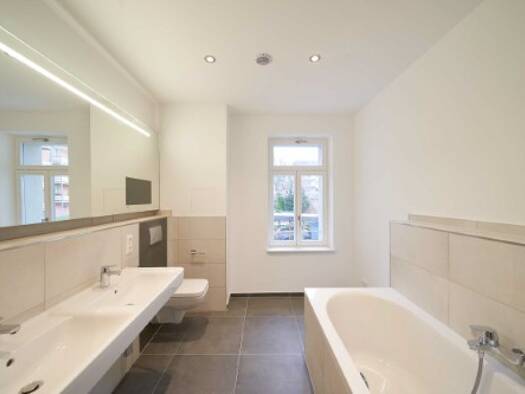 Wohnung zur Miete 700 € 4 Zimmer 105 m² frei ab sofort Wilhelm-Weber-Str. 8 Hilbersdorf Chemnitz 09131