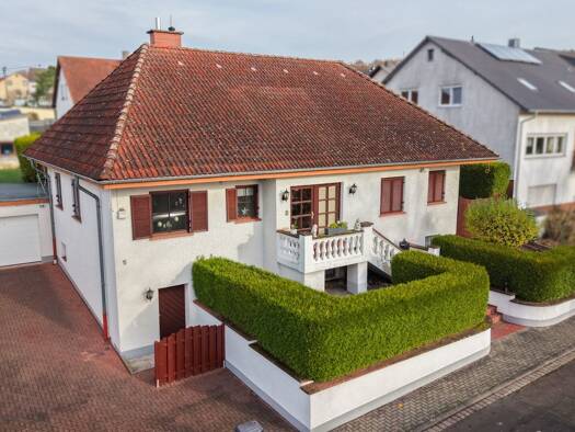 Einfamilienhaus zum Kauf 394.000 € 5 Zimmer 142 m² 592 m² Grundstück Hadamar 65589