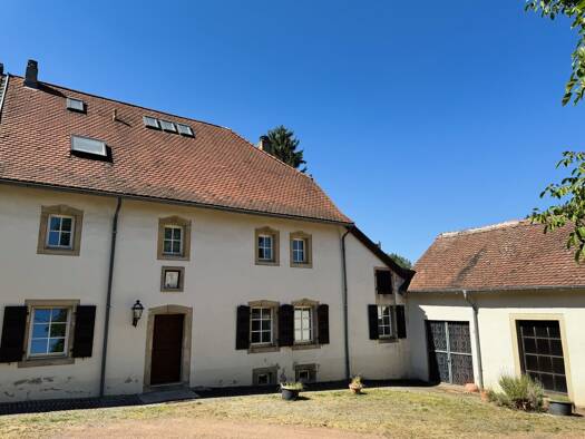 Bauernhaus zum Kauf 449.000 € 10 Zimmer 325 m² 4.847 m² Grundstück Werbeln Wadgassen 66787