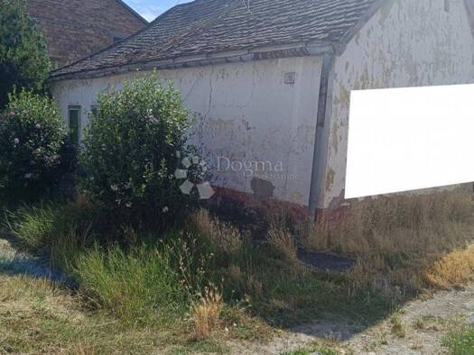 Haus zum Kauf 49.000 € 1 Zimmer 534 m² Kopacevo, Bilje Bilje