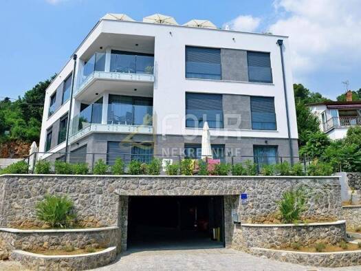 Haus zum Kauf 9.000.000 € 45 Zimmer 2.000 m² Opatija - Centar, Opatija Opatija