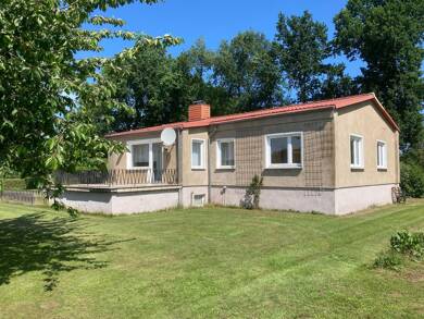 Haus zum Kauf 180.000 € 6 Zimmer 100 m² 2.921 m² Grundstück frei ab sofort Goldenstädt Banzkow 19079