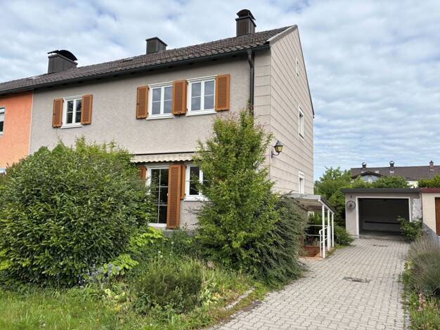 Doppelhaushälfte zum Kauf 355.000 € 6 Zimmer 121,4 m² 598 m² Grundstück Ost Rosenheim 83024