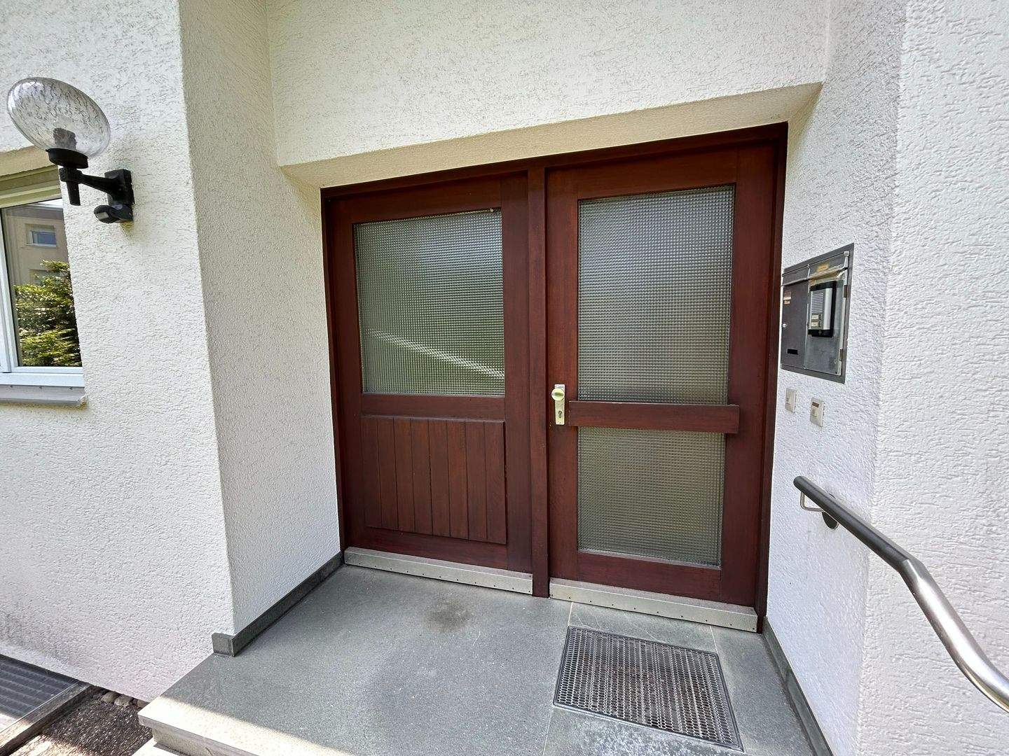 Immobilie in Oberkochen - Tolle Aussicht - viel Platz und Licht -  Doppelgarage - gute Wohngegend! - Bild 4