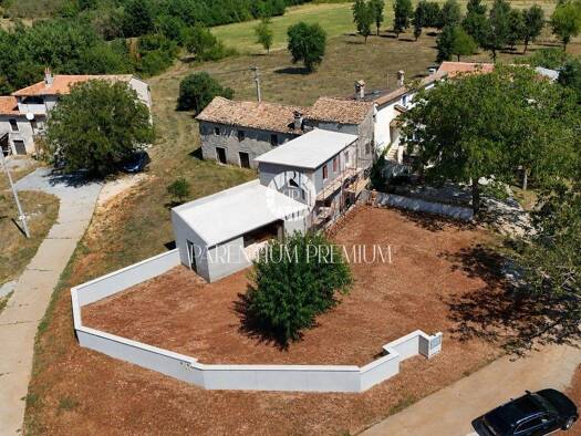 Mehrfamilienhaus zum Kauf - Erstbezug 460.000 € 3 Zimmer 90 m² Poreč 52440