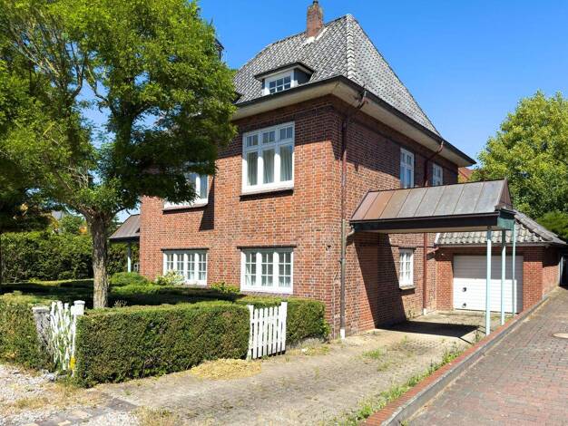 Einfamilienhaus zum Kauf 510.000 € 8 Zimmer 200 m² 809 m² Grundstück Husum Husum 25813